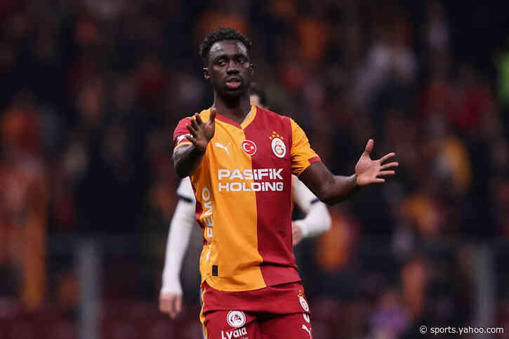 Report Davinson Sanchez and Galatasaray in talks for Como move