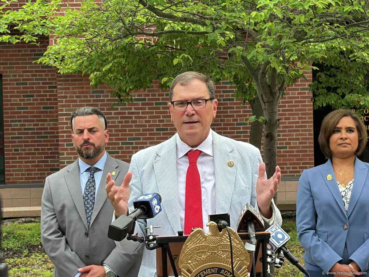 Federal, local law enforcement arrest 83 in coordinated operation