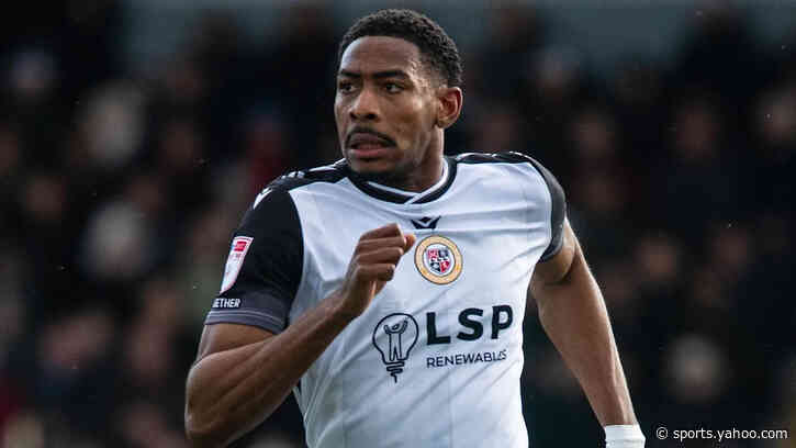 York sign midfielder Read and defender Medley