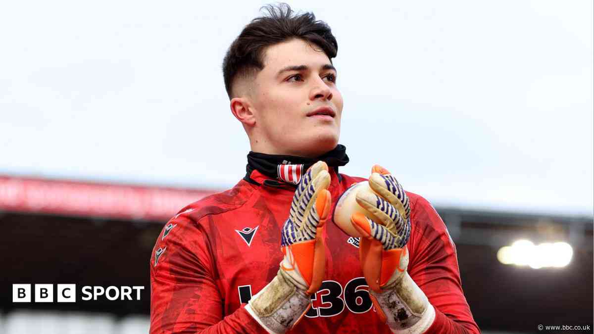 Doncaster sign Stoke goalkeeper Simkin on loan