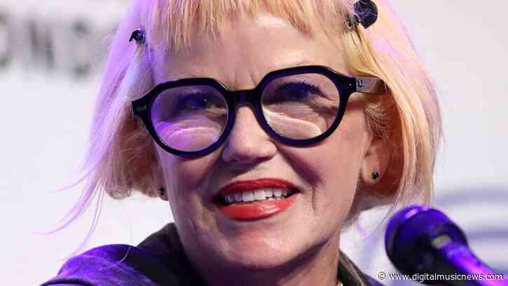 The Singing Voice Behind ‘Josie and the Pussycats’ Has Been Cut Out of Residuals Due to a Clerical Error Since 2009