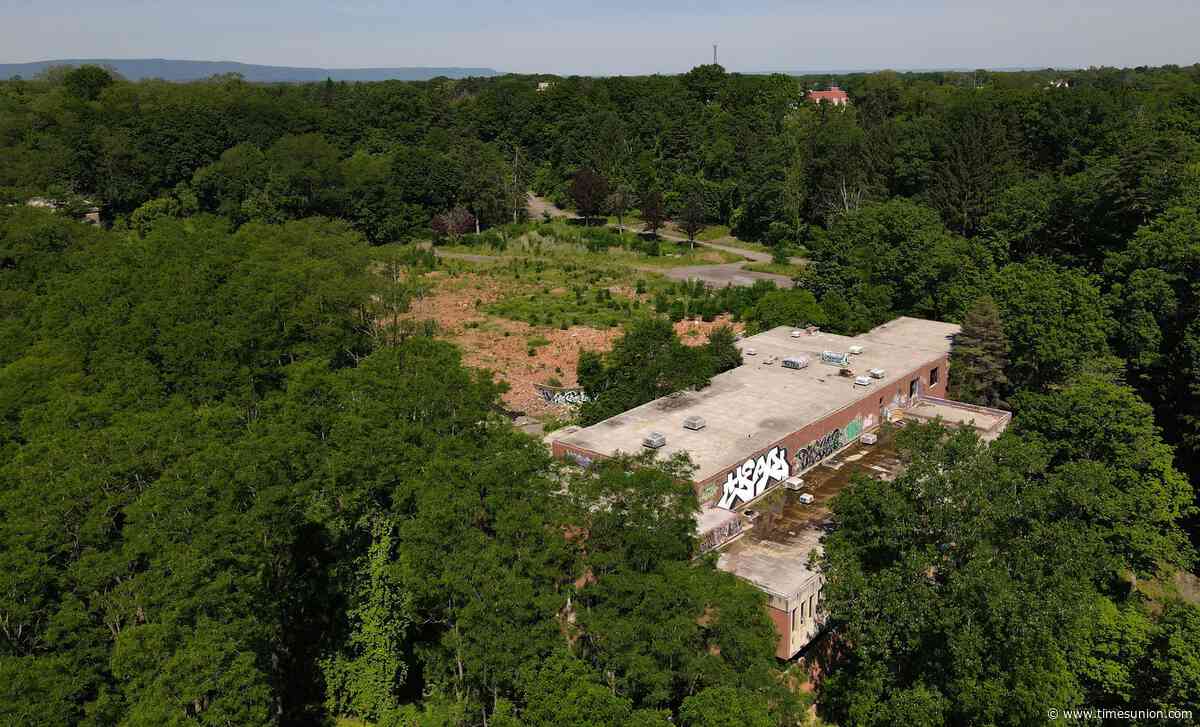 Data center developer says wheels in motion for city zoning request