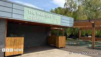 Operator found for park cafe closed by council
