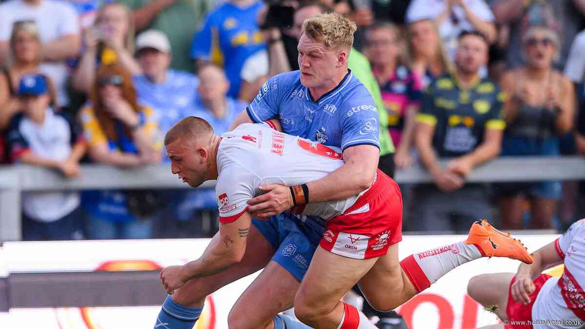 Hull KR bullied by Leeds Rhinos again as League Leaders' Shield hopes fade