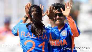 India and South Africa take semi-final fight to final day