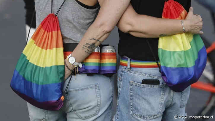 España inicia el proceso para castigar con cárcel las "terapias de conversión"