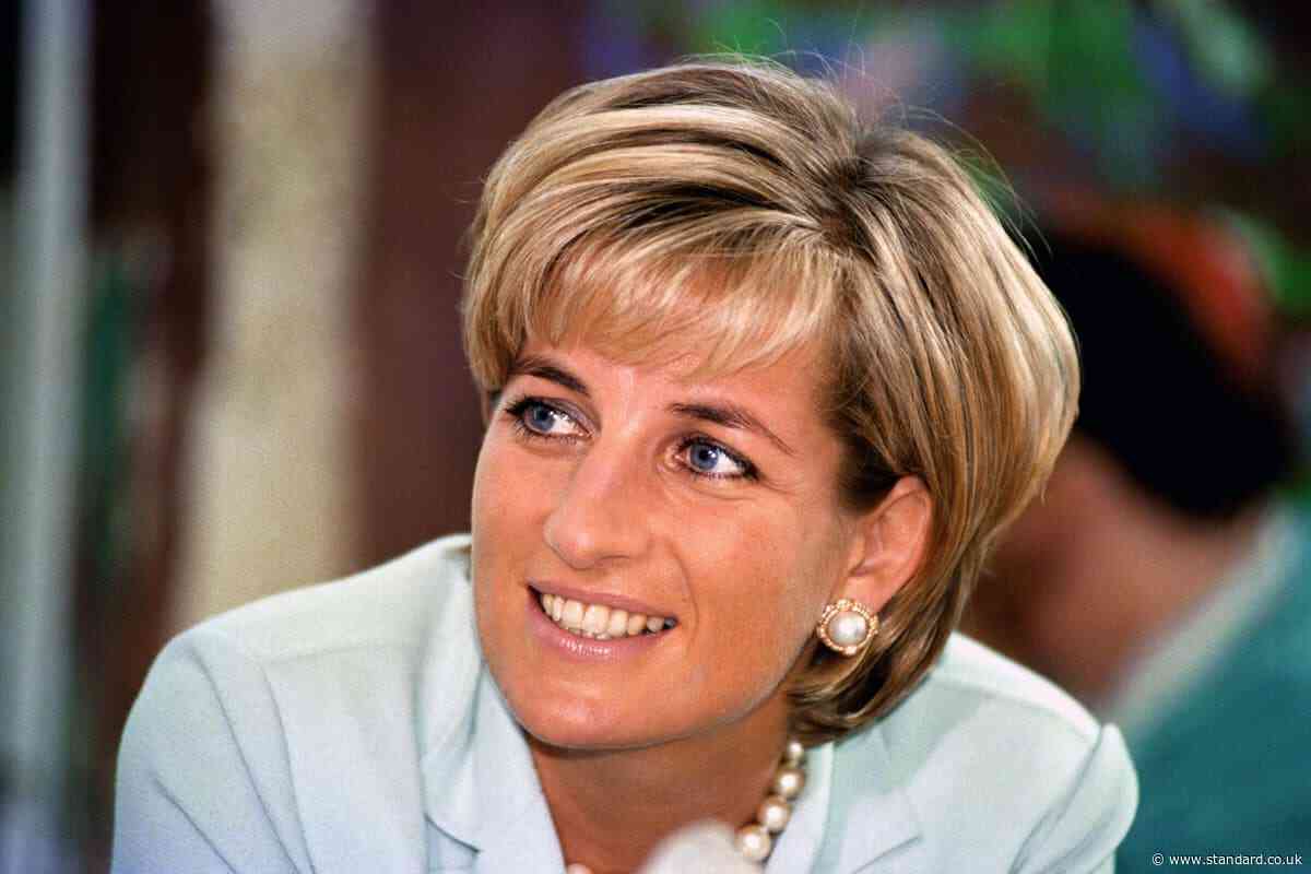 Harry to ‘take Archie and Lilibet to Diana’s grave for first time’ on UK visit