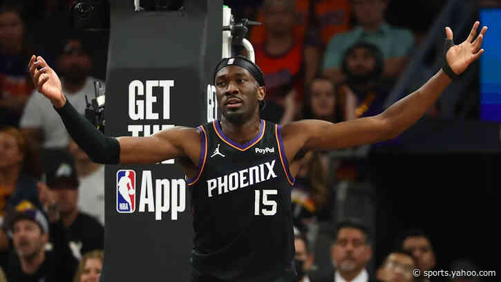 Center Mark Williams returning to Suns on three-year, $38 million contract