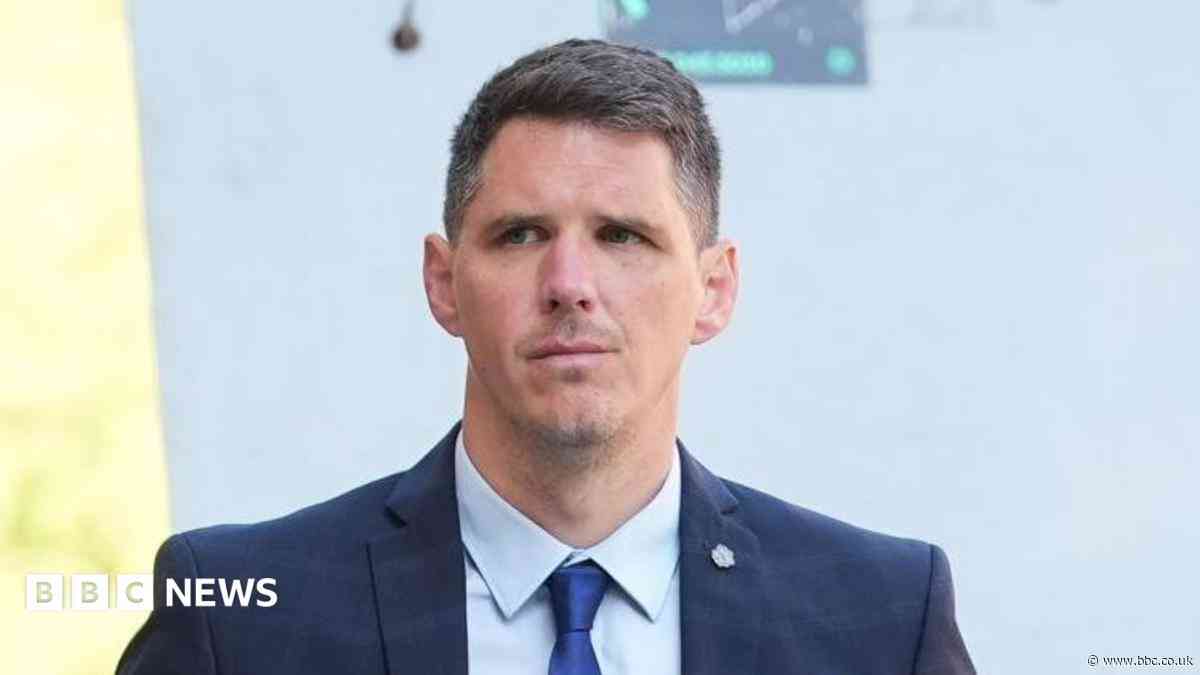 Police officer encouraged toxic WhatsApp culture