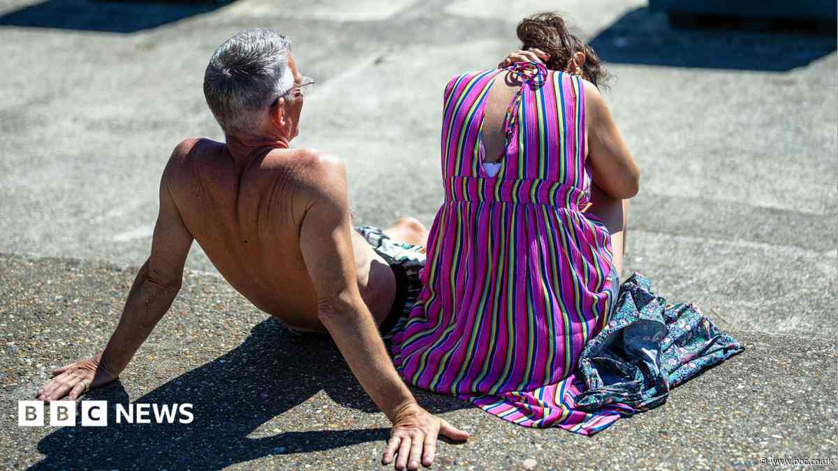 Rare extreme heat warning for third day in South East