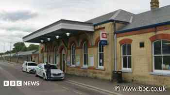 Teens arrested after knifepoint train robberies