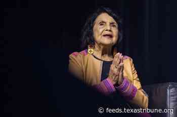 Dolores Huerta tells Texas Democrats to organize and “save democracy” in surprise convention appearance