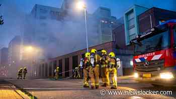 Grote brand in parkeergarage in Rotterdam, gebouw ontruimd