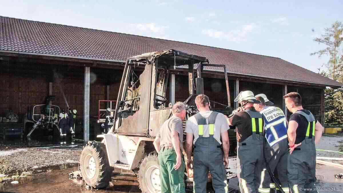 Radlader fackelt auf Bauernhof bei Tuntenhausen ab: Was das Feuer auslöste