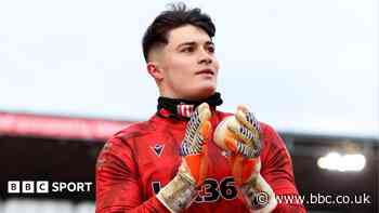 Doncaster sign Stoke goalkeeper Simkin on loan