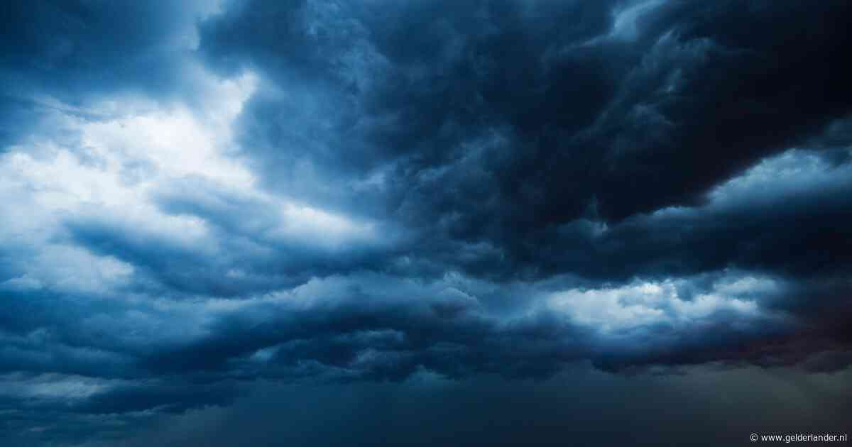 Meteoroloog: Alle ingrediënten voor hevig onweer in late avond aanwezig