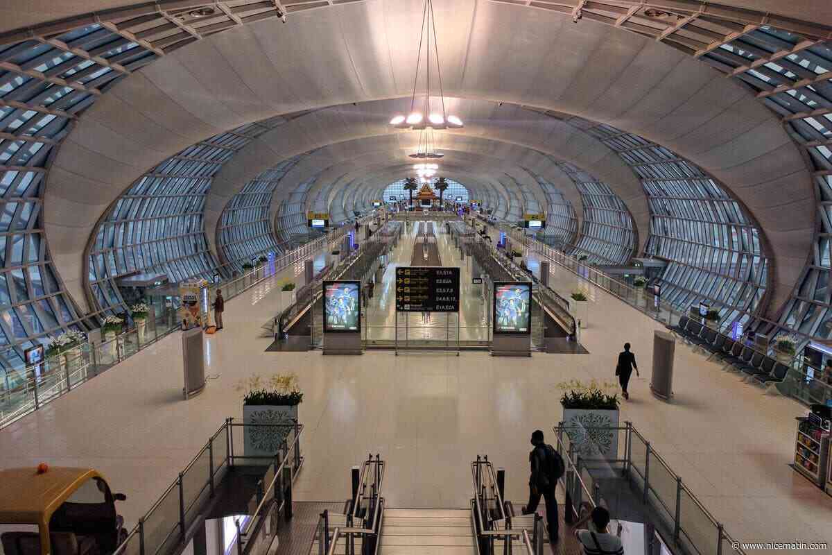 Un homme arrêté à l’aéroport de Bangkok, le corps d’une adolescente retrouvé dans sa valise
