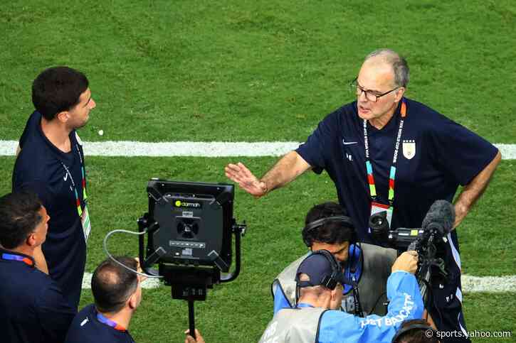 Marcelo Bielsa snaps at reporter as Uruguay’s dismal World Cup ends in ‘disgrace’