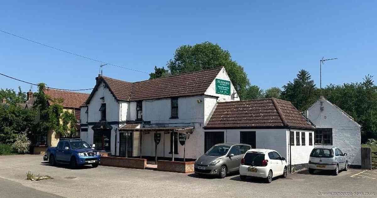 Unique Cambridgeshire property with traditional pub and campsite on market for £750k