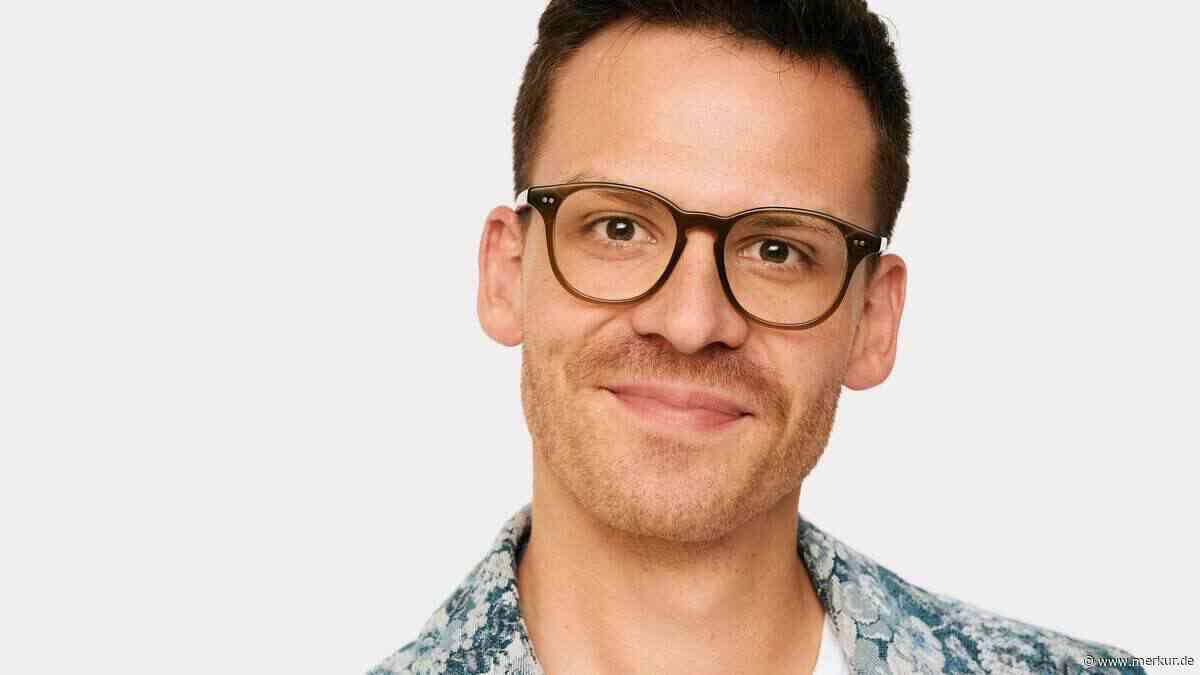 „Ich habe Eintritt bezahlt, was soll ich denn klatschen?“ Kabarettist freut sich auf Publikum in Oberbayern