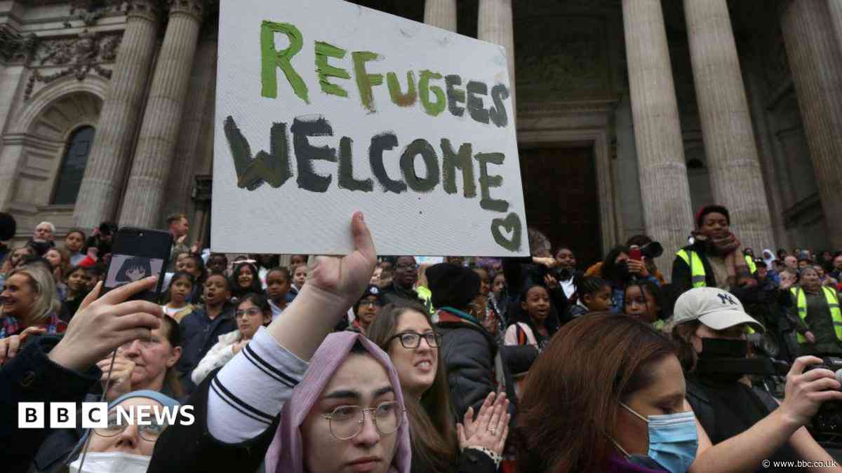 Mahmood announces new refugee sponsorship route into UK
