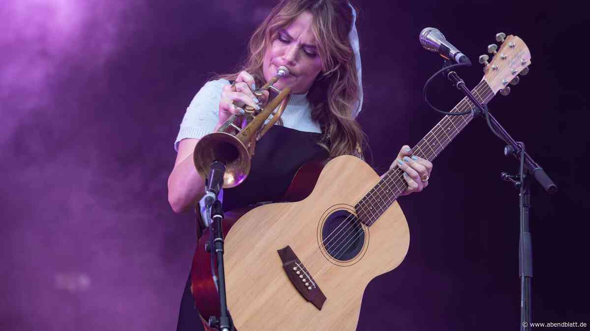 Julia & Angus Stone plaudern aus dem Nähkästchen: „Papa war ein Schwindler“