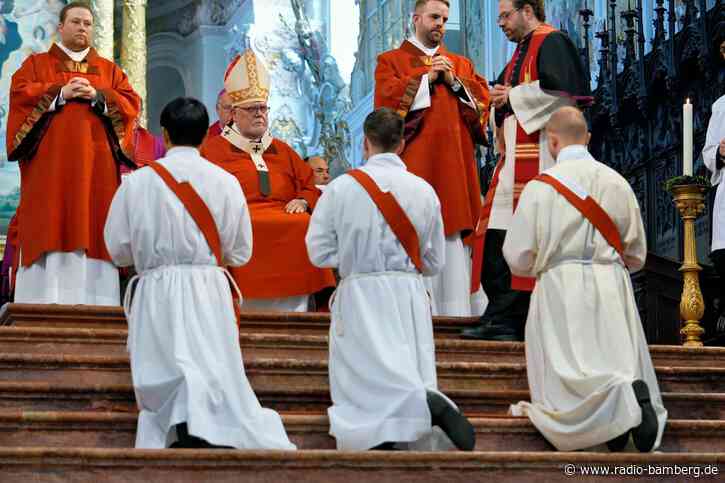 Männer werden Priester – Weihe in Freising