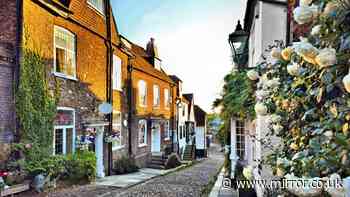 Stunning UK seaside town with cobbled streets hailed as the 'new Cotswolds'