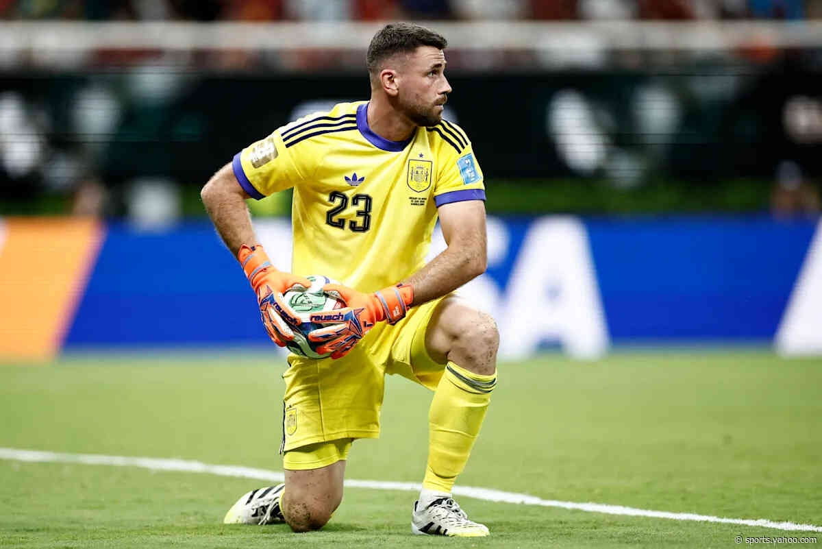 😳 Unai Simón, one match from the World Cup clean-sheet record