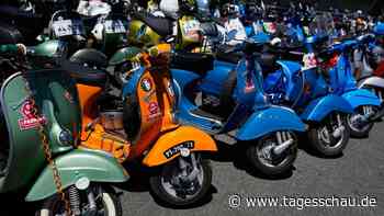 80 Jahre Vespa: Geburtstagsparty mit wirtschaftlichen Sorgen