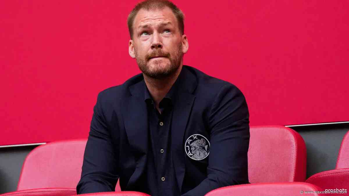 'Ajax-directeur Beuker zit op de wip, spoedig gesprekken over zijn positie'
