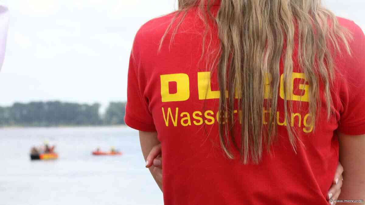 Unsichtbare Todesgefahr: Blaualgen-Alarm an See in Bayern – Warnung von DLRG
