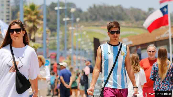 Cada vez menos argentinos con maletas en los malls: las razones detrás de la caída de casi un 40% de turistas trasandinos y la apuesta de Chile por atraer más brasileños