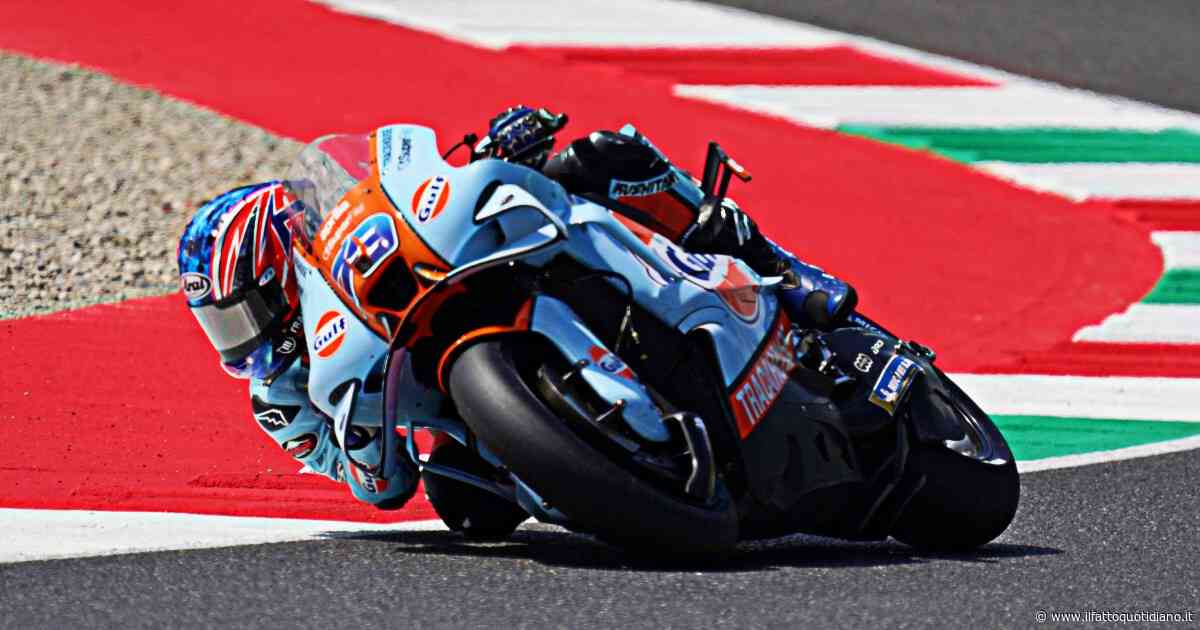 Moto Gp di Assen, Raul Fernandez vince la sprint race: doppietta Aprilia con Ogura. Bezzecchi quarto | Risultati e nuova classifica