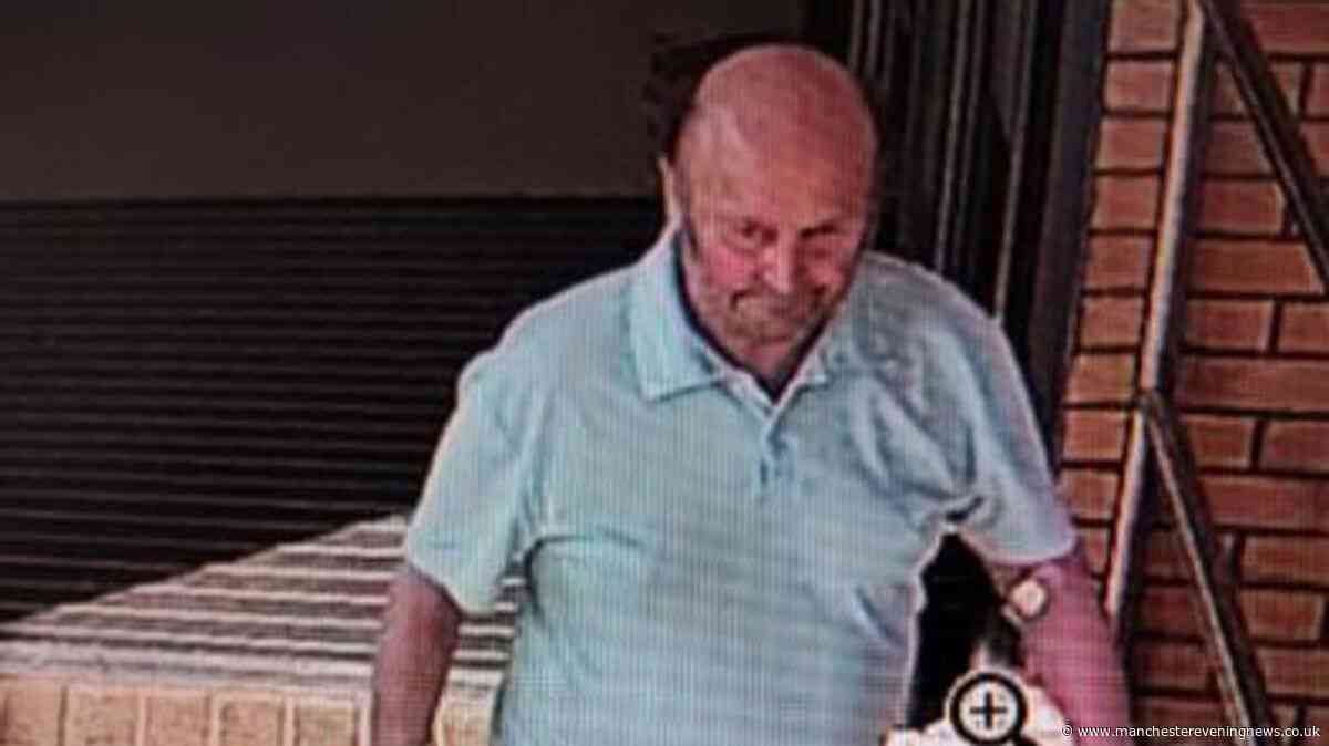 Police issue appeal for missing man last seen in Stockport