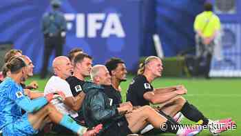 Mega-Verwirrung auf der WM-Tribüne: Weltbekannter Schauspieler geht als Fußballer-Double zum Spiel