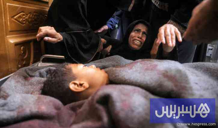 إسرائيل تفتك بنازحين في قطاع غزة