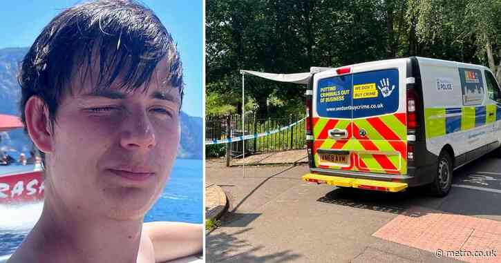 Five people die in UK waters during heatwave with man pulled from river