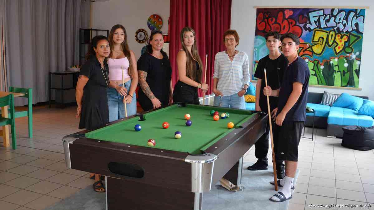 25 Jahre Juze: Als der Landrat mit dem Chauffeur vorfuhr und Tischkicker spielte