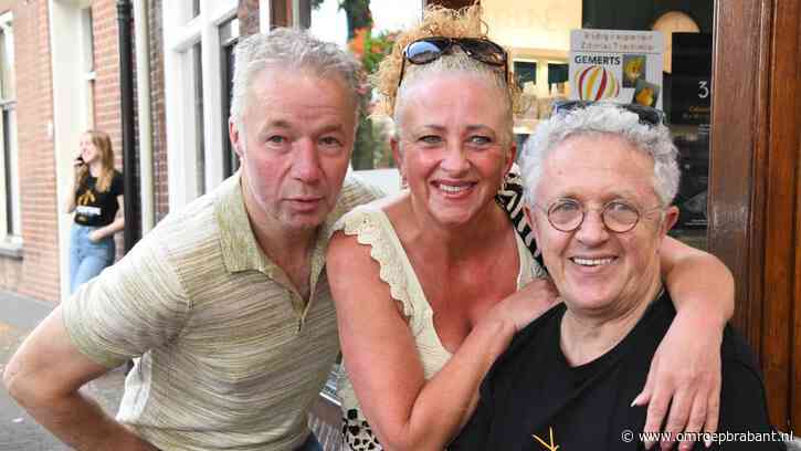 Linda's zieke broer was dankzij tattoo bij haar toen ze trouwde