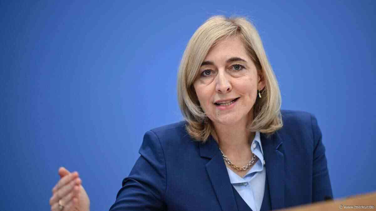 Warken rechtfertigt Pläne zur Pflegeversicherung: „Mit unvermeidbaren Härten verbunden“