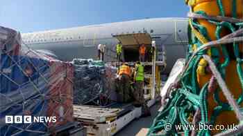 UK search team joins Venezuela earthquake rescue effort