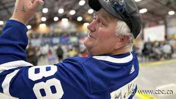 Yukon fans celebrate hometown star Gavin McKenna's draft to the Maple Leafs