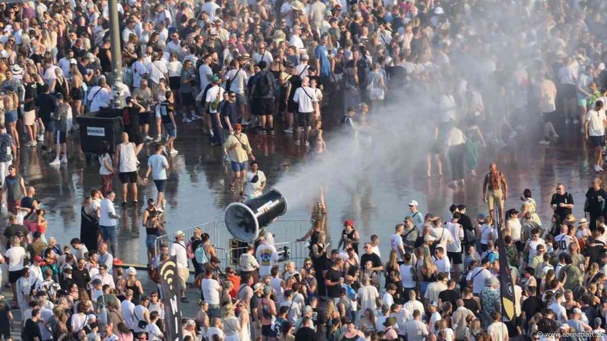 Wassernebel für Kalkbrenner-Fans auf Heiligengeistfeld – bei Hitzerekord in Hamburg