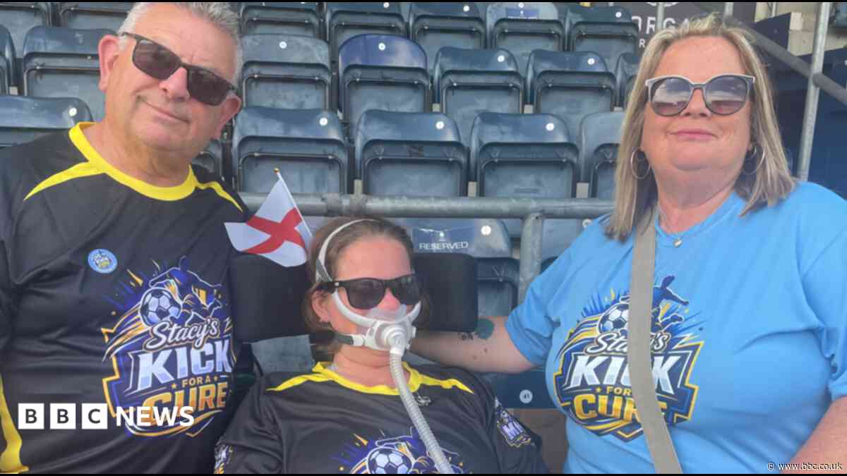 Hundreds attend celebrity MND match for ex-player