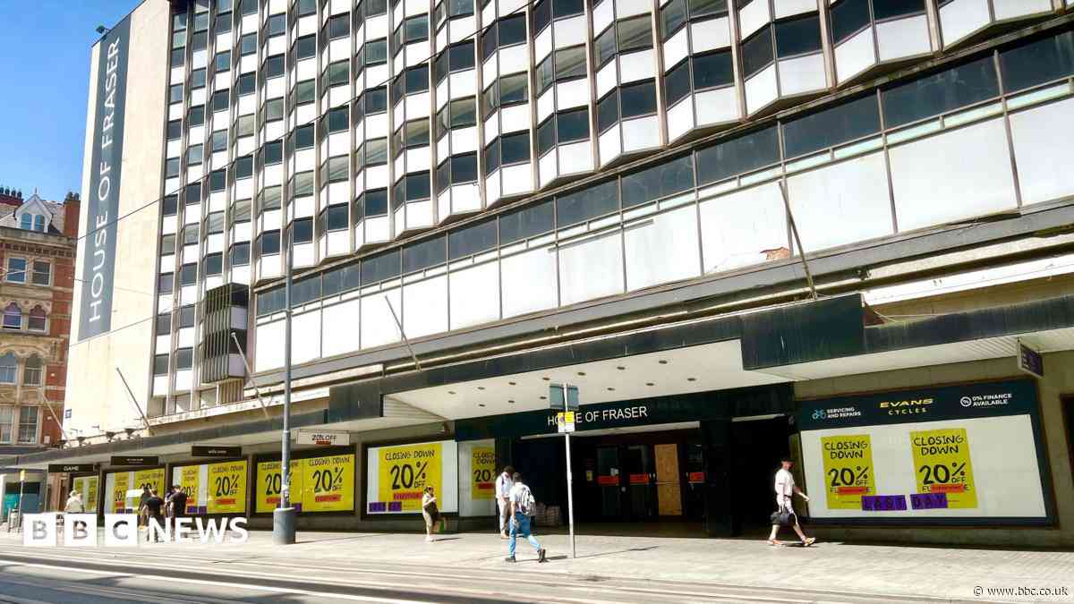 'End of an era' as doors close at former Rackhams