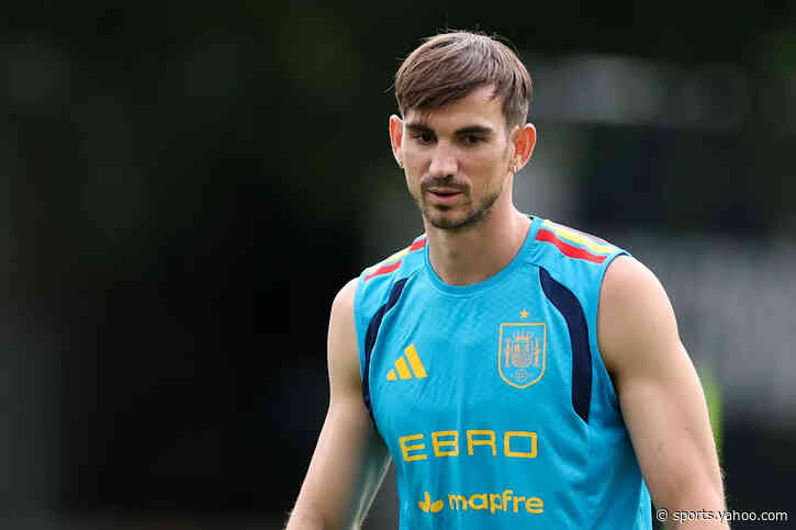 Chelsea Have Set Their Sights On This Paris Saint-Germain Midfielder: Should Alonso Snap Him Up?