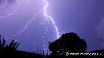 Met Office issues new UK three hours of thunderstorms for millions warning