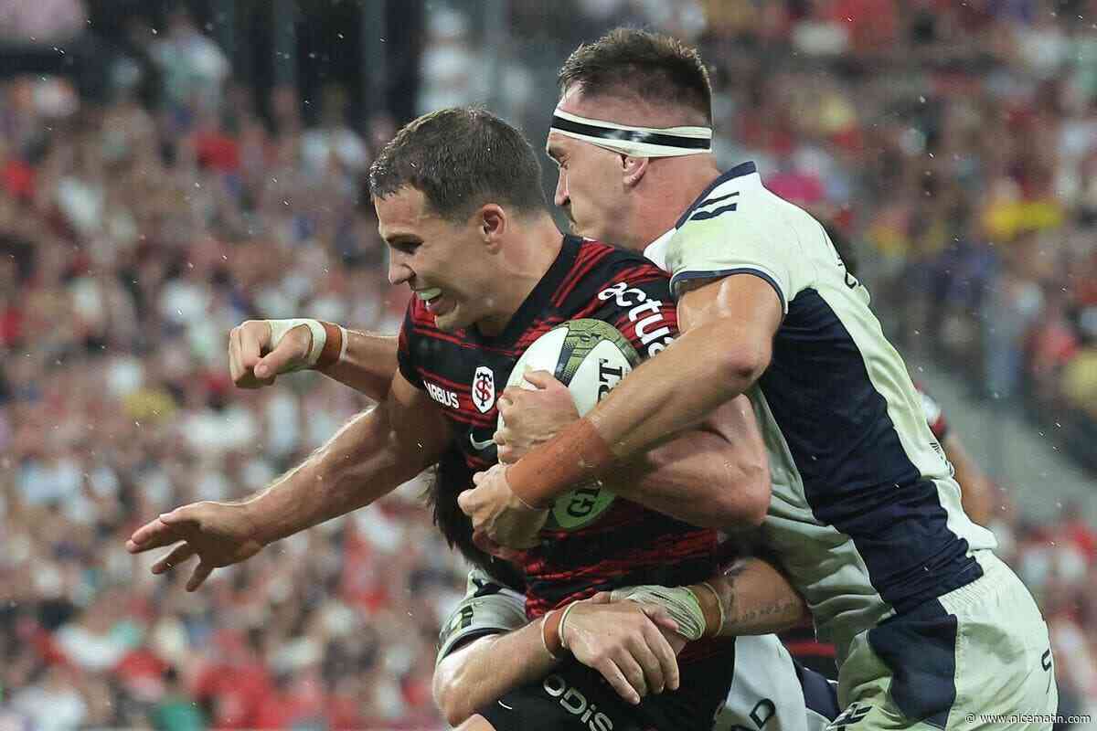 La finale de Top 14 interrompue au Stade de France, les joueurs rappelés aux vestiaires