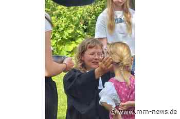 Heidelberg – Tauffest im Sommer im Park, am Neckar und in der Kirche